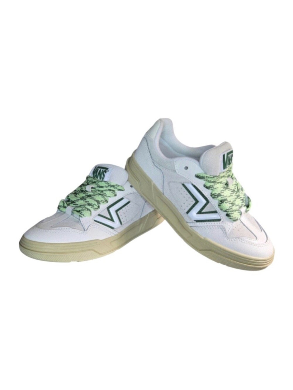 VANS Upland Retro Skate Shoes in White, Green w/ Fat Laces, Size 6.5 M, 8.W NEW!